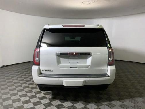 White Frost Tri-Coat 2018 GMC Yukon Denali