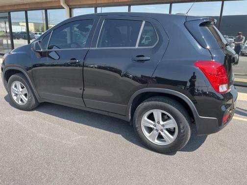 2022 Chevrolet Trax LS