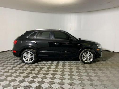Brilliant Black 2018 Audi Q3 2.0T Premium