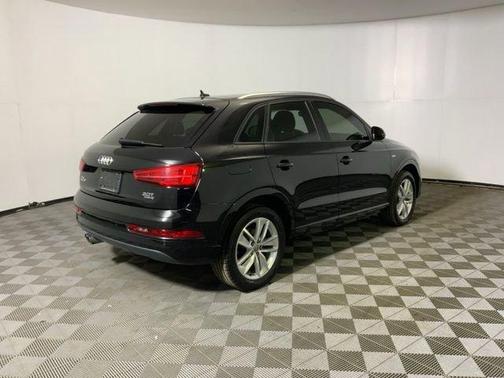 Brilliant Black 2018 Audi Q3 2.0T Premium