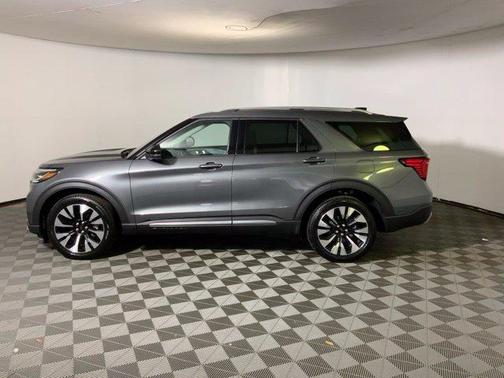 Gray Metallic 2026 Ford Explorer Platinum