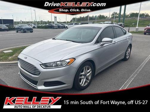 Silver 2015 Ford Fusion SE