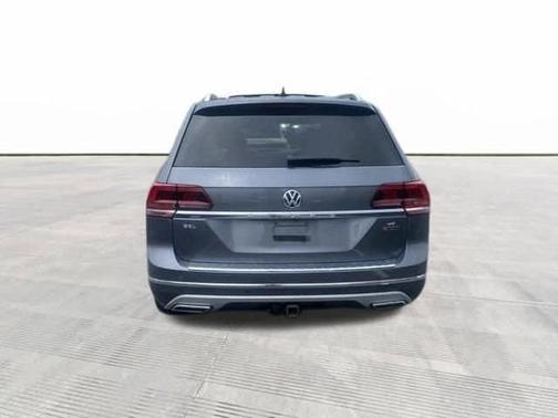 Platinum Gray Metallic 2019 Volkswagen Atlas 3.6L SEL Premium