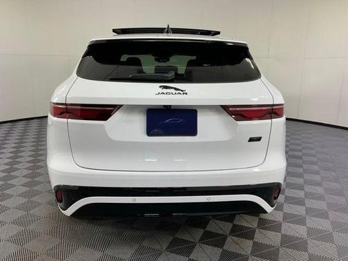 Fuji White 2026 Jaguar F-PACE P250 R-Dynamic S