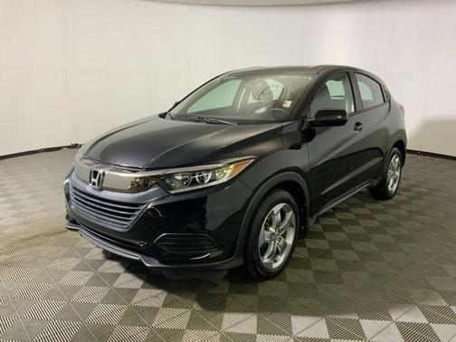 Crystal Black Pearl 2021 Honda HR-V LX