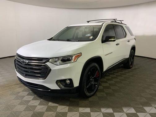 Summit White 2020 Chevrolet Traverse Premier