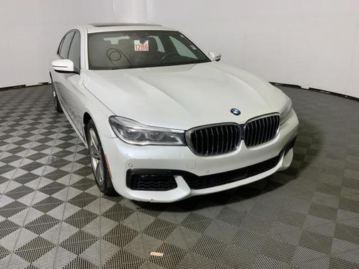 2016 BMW 750 i xDrive