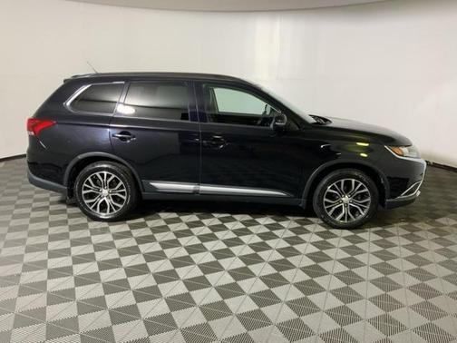 2016 Mitsubishi Outlander SEL