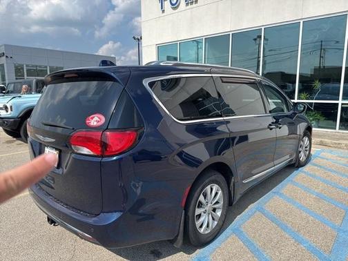 2018 Chrysler Pacifica Touring-L Plus