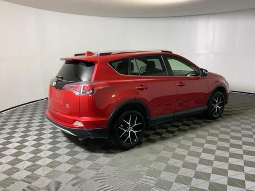 2016 Toyota RAV4 SE