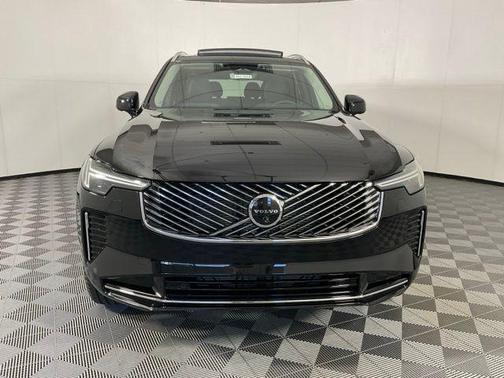 Onyx Black 2026 Volvo XC90 B6 Plus 7-Seater