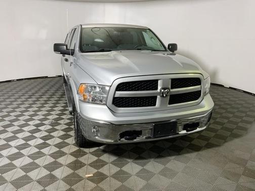 2014 RAM 1500 SLT