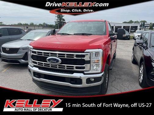 Race Red 2023 Ford F-250 XLT