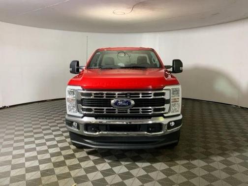 Race Red 2023 Ford F-250 XLT