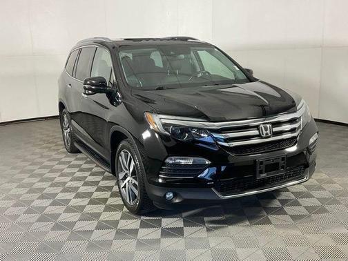 Black 2017 Honda Pilot Touring