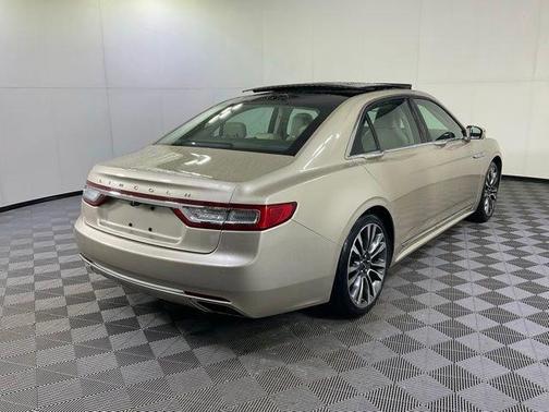 Silver 2017 Lincoln Continental Reserve