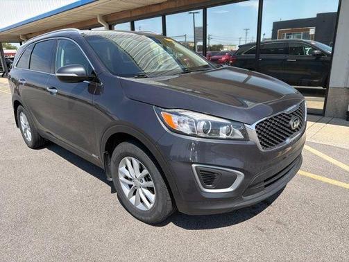 Gray 2018 Kia Sorento LX