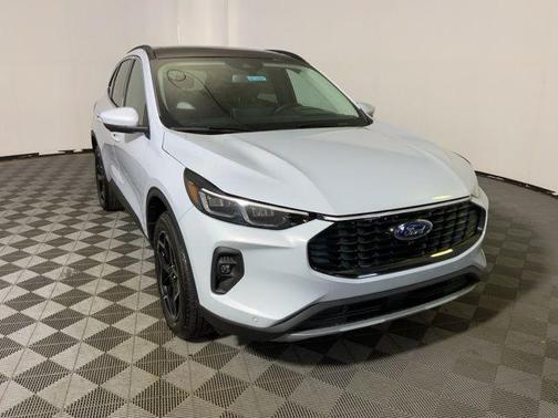2026 Ford Escape Platinum