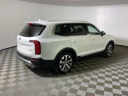 Snow White Pearl 2020 Kia Telluride EX
