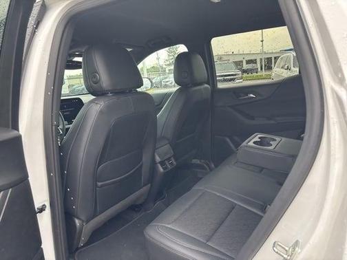 Summit White 2026 Chevrolet Equinox LT