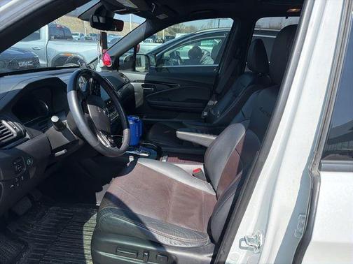 2021 Honda Pilot Black Edition