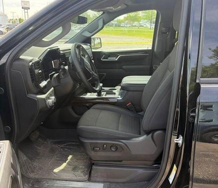 Onyx Black 2025 GMC Sierra 1500 Elevation