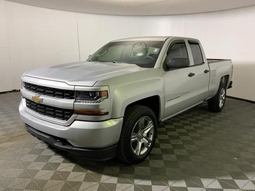 2017 Chevrolet Silverado 1500 Custom