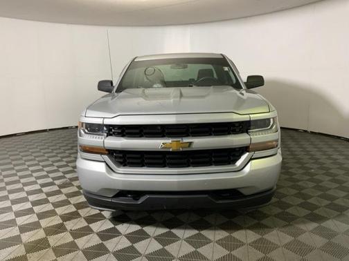 2017 Chevrolet Silverado 1500 Custom