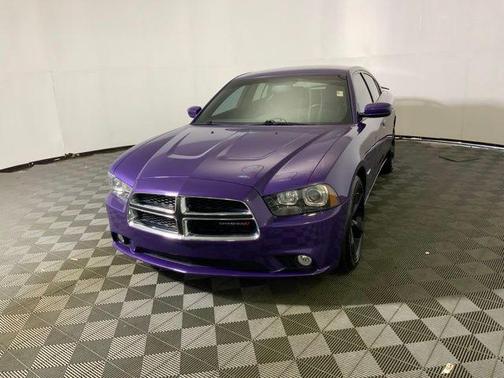 Plum Crazy Pearlcoat 2014 Dodge Charger R/T