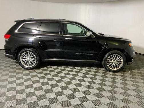 2017 Jeep Grand Cherokee Summit