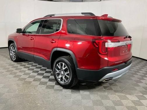 Volcanic Red 2023 GMC Acadia SLT