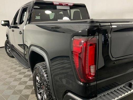 Onyx Black 2024 GMC Sierra 1500 AT4X