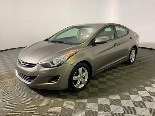 2011 Hyundai ELANTRA GLS