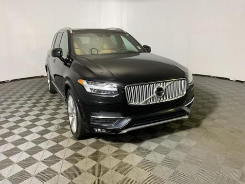 2017 Volvo XC90 T6 Inscription