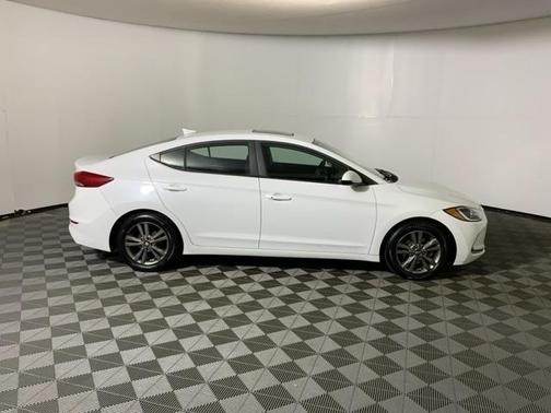2017 Hyundai ELANTRA Value Edition