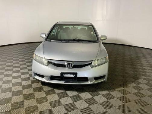 Alabaster Silver Metallic 2010 Honda Civic LX