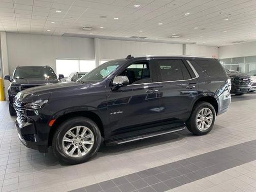 Dark Ash Metallic 2023 Chevrolet Tahoe Premier