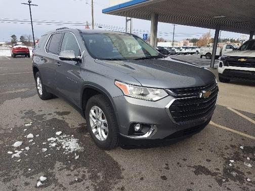 2018 Chevrolet Traverse LT Cloth