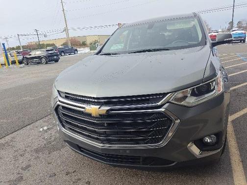 2018 Chevrolet Traverse LT Cloth