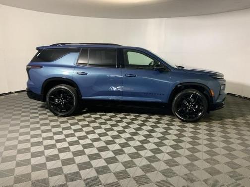 2025 Chevrolet Traverse RS