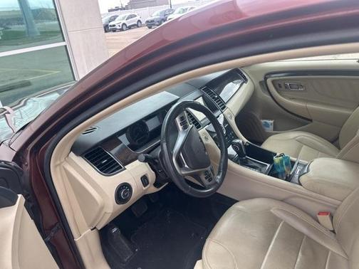 2015 Ford Taurus Limited