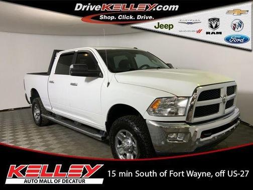 Bright White Clearcoat 2018 RAM 2500 SLT