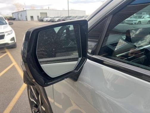 2024 GMC Sierra EV Denali