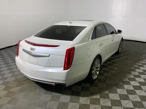 2016 Cadillac XTS Premium Collection