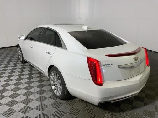 2016 Cadillac XTS Premium Collection