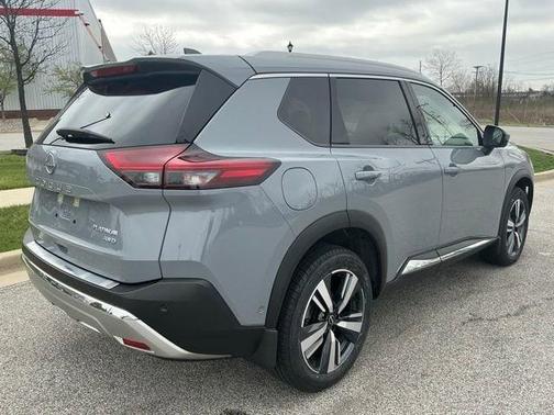 Boulder Gray Pearl 2023 Nissan Rogue Platinum