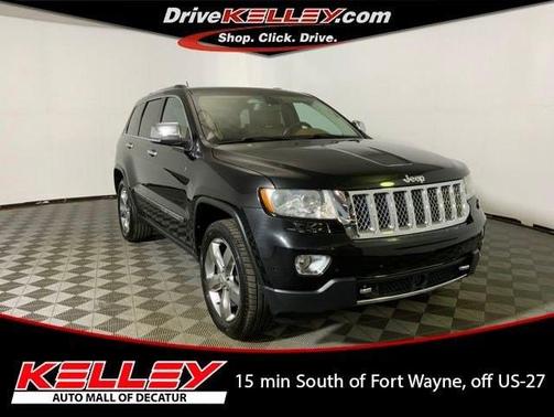 Brilliant Black Crystal Pearlcoat 2013 Jeep Grand Cherokee Overland