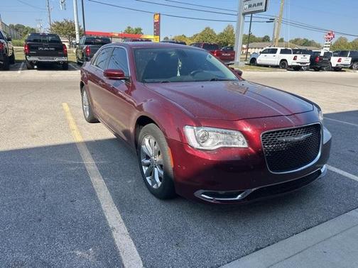 2016 Chrysler 300 Limited