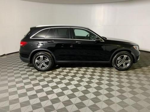 2018 Mercedes-Benz GLC 300 Base 4MATIC