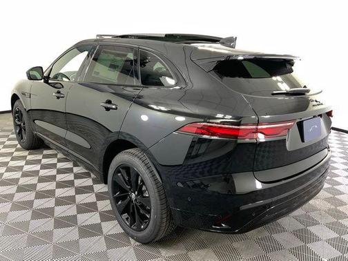 Santorini Black 2026 Jaguar F-PACE P250 R-Dynamic S